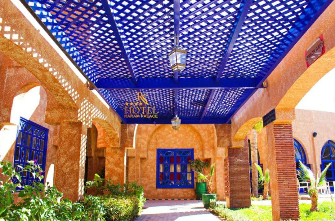 Rs Hotel Karam Palace 우아르자자테 외부 사진