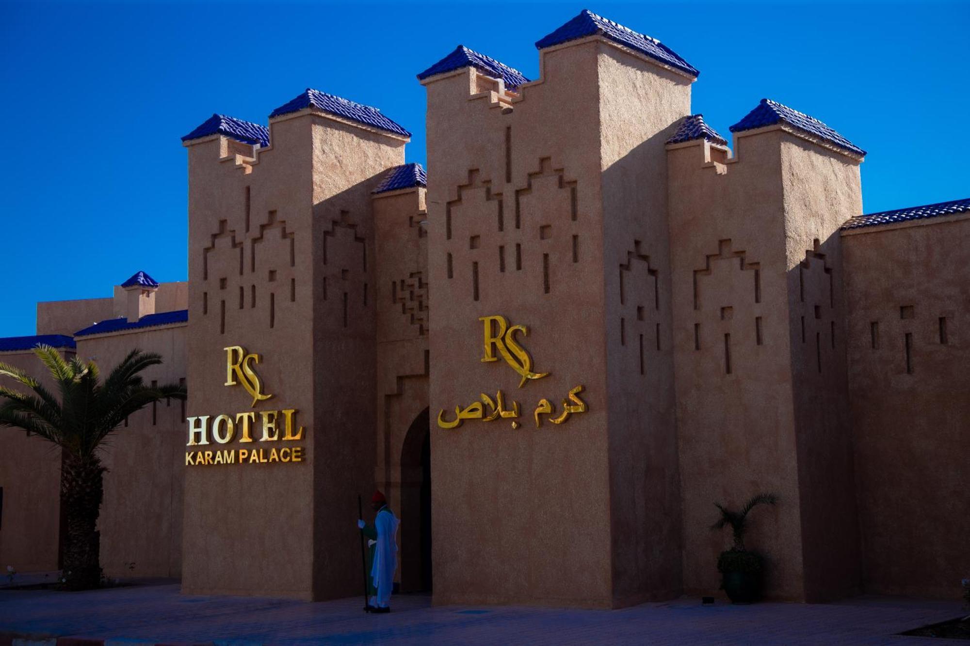 Rs Hotel Karam Palace 우아르자자테 외부 사진
